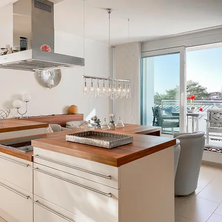 Penthouse Sun 公寓